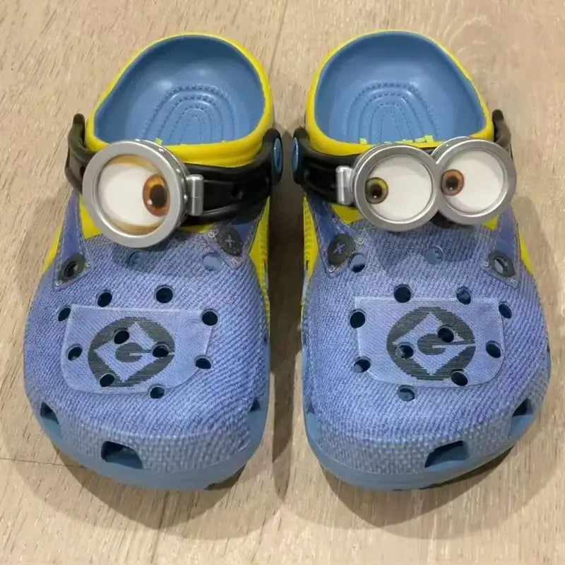 💛 Step into Comfort and Fun with the Minions Hole Sandals!
